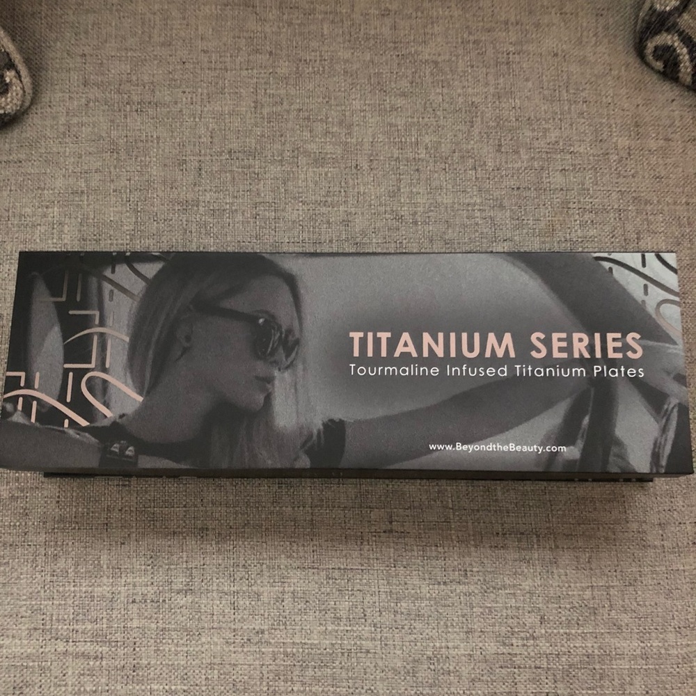 Titanium Series Hair Straightener